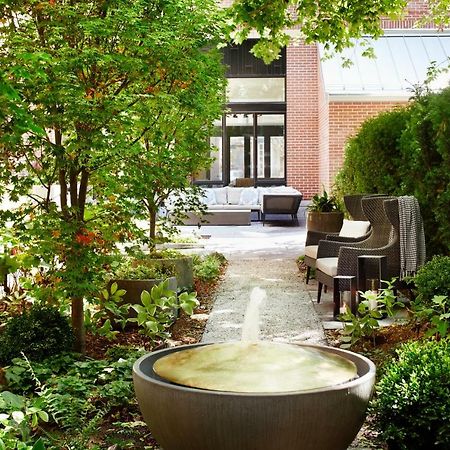 The Whitney Hotel Boston Exterior photo The Spa at The Ivy Hotel