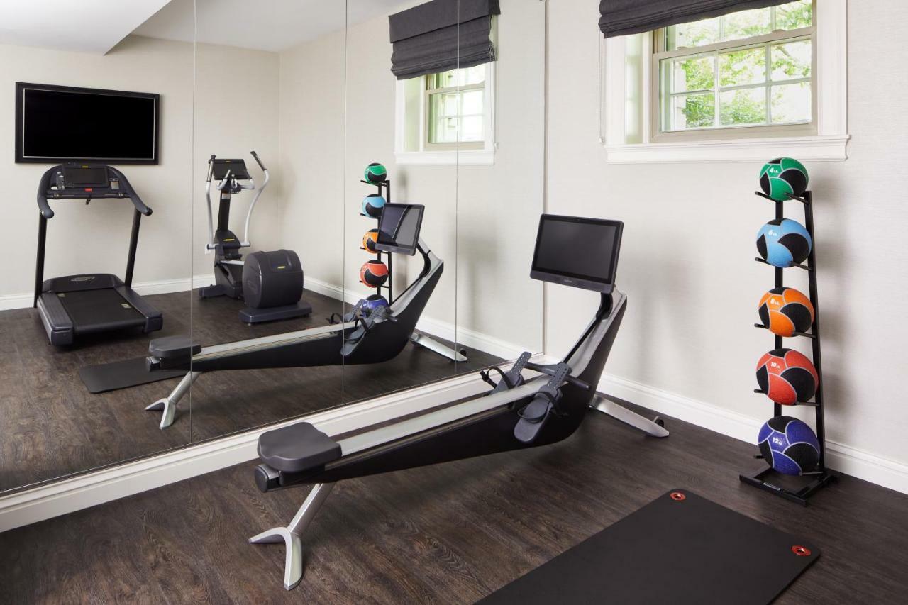 The Whitney Hotel Boston Exterior photo A home gym