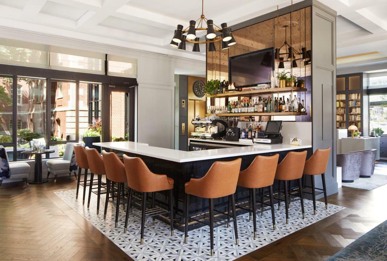 The Whitney Hotel Boston Exterior photo The bar at the hotel