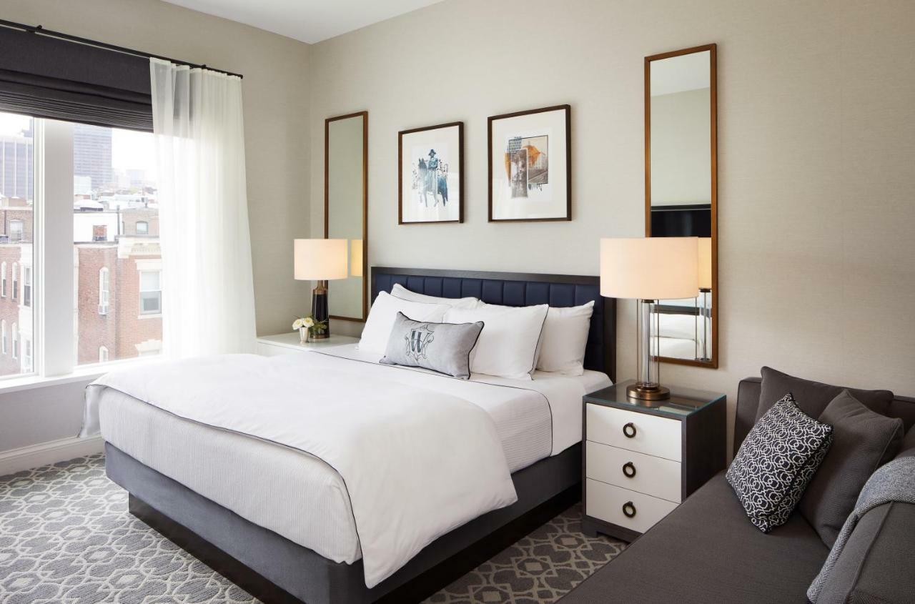 The Whitney Hotel Boston Exterior photo A bedroom at the Hotel Commonwealth